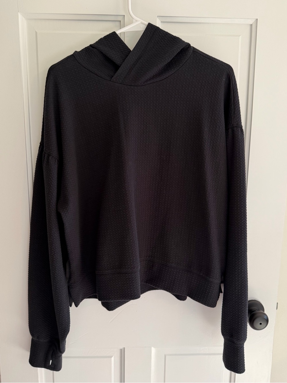 All In Motion XL Black Textured Cowl Neck Pullover Sweatshirt Thumbholes‎